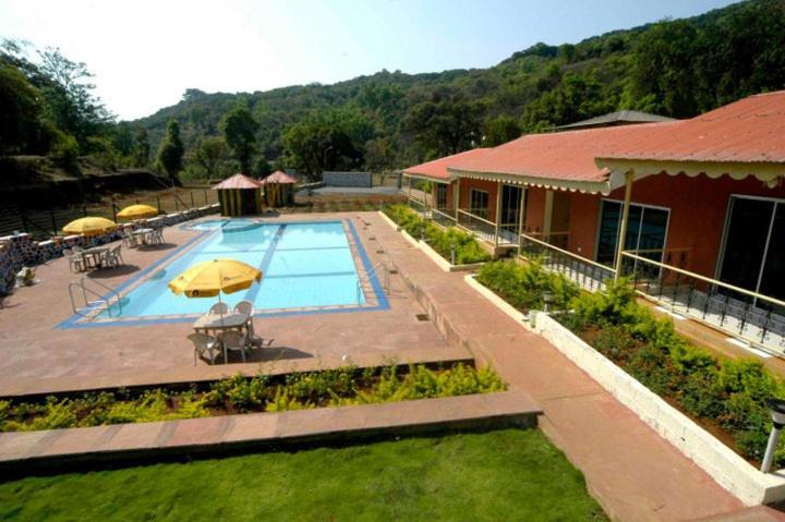 Cold Spot Village Resort Mahābaleshwar Eksteriør billede